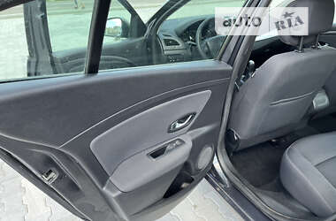 Седан Renault Fluence 2010 в Калуші
