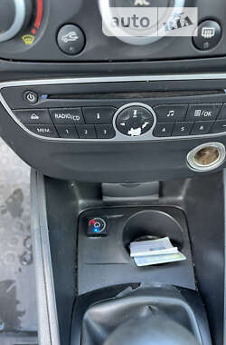 Седан Renault Fluence 2010 в Калуші