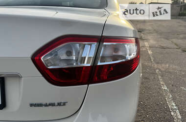 Седан Renault Fluence 2013 в Коростене