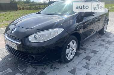 Седан Renault Fluence 2011 в Чернівцях