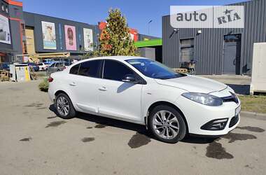 Седан Renault Fluence 2015 в Ивано-Франковске