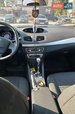 Седан Renault Fluence 2013 в 