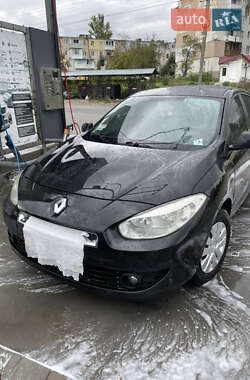 Седан Renault Fluence 2011 в 