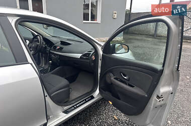 Седан Renault Fluence 2010 в Луцьку