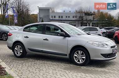 Седан Renault Fluence 2012 в Львові