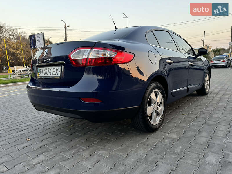 Седан Renault Fluence 2011 в Одессе