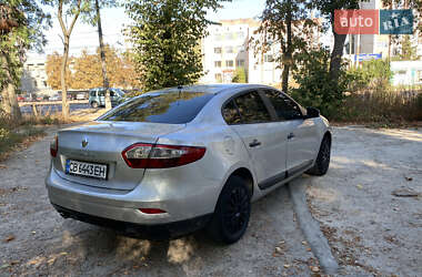 Седан Renault Fluence 2011 в 
