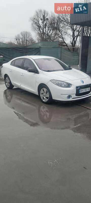 Седан Renault Fluence 2012 в 
