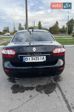 Седан Renault Fluence 2010 в 