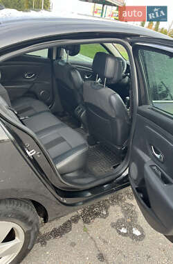 Седан Renault Fluence 2010 в 
