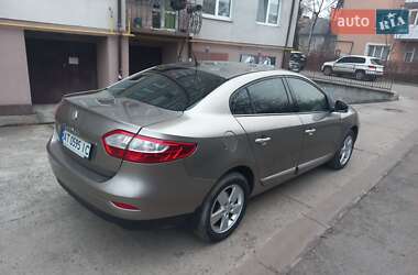 Седан Renault Fluence 2011 в Ивано-Франковске