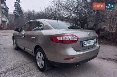 Седан Renault Fluence 2011 в Ивано-Франковске