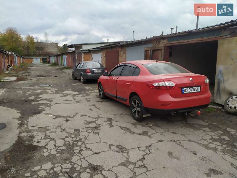 Седан Renault Fluence 2010 в Хмельницком