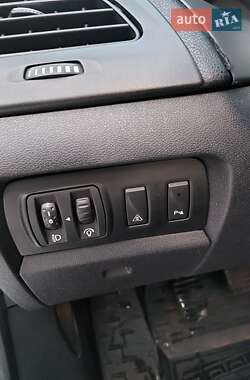 Седан Renault Fluence 2009 в 