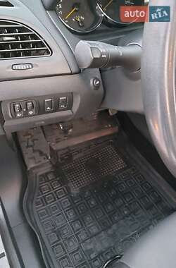 Седан Renault Fluence 2009 в 