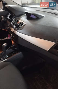 Седан Renault Fluence 2010 в 
