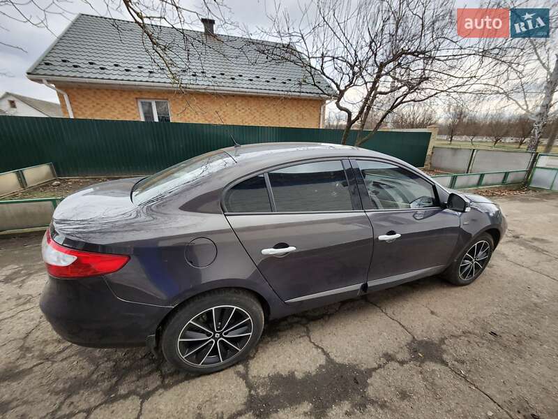 Седан Renault Fluence 2012 в Дубно