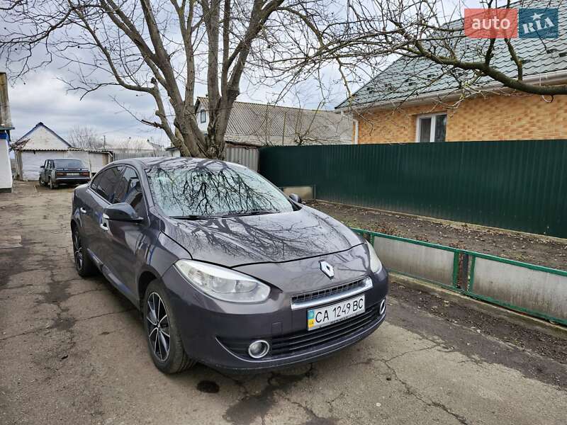 Седан Renault Fluence 2012 в Умани
