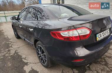 Седан Renault Fluence 2012 в 