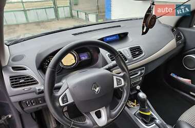 Седан Renault Fluence 2012 в 