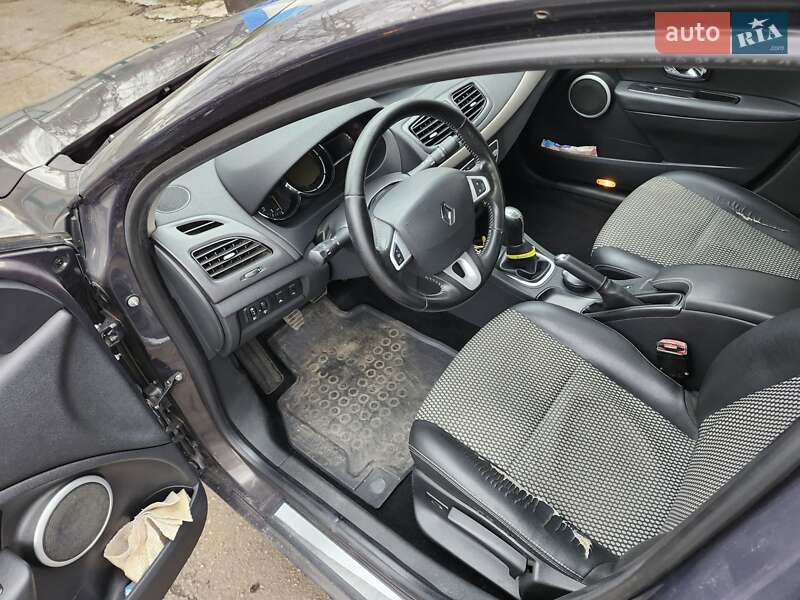 Седан Renault Fluence 2012 в Дубно