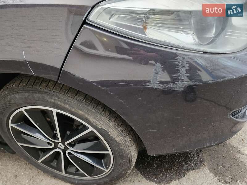 Седан Renault Fluence 2012 в Умани