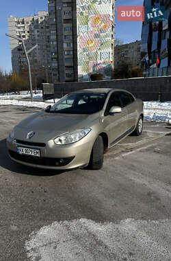 Седан Renault Fluence 2010 в 