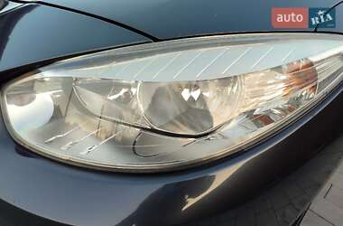 Седан Renault Fluence 2012 в 