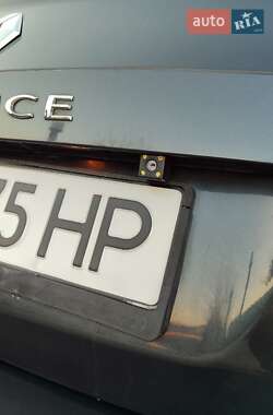 Седан Renault Fluence 2012 в 