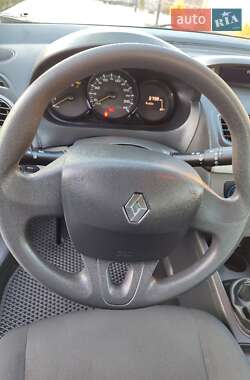 Седан Renault Fluence 2012 в 