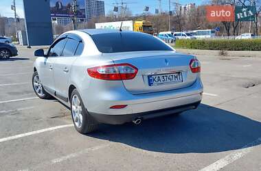 Седан Renault Fluence 2009 в 