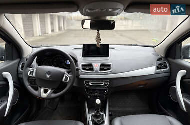 Седан Renault Fluence 2011 в 