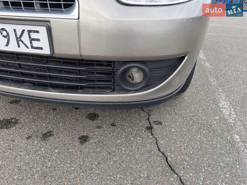 Седан Renault Fluence 2011 в Киеве