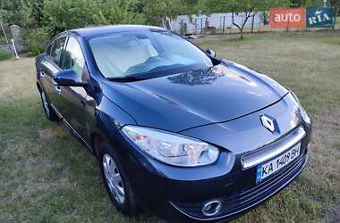 Седан Renault Fluence 2011 в 