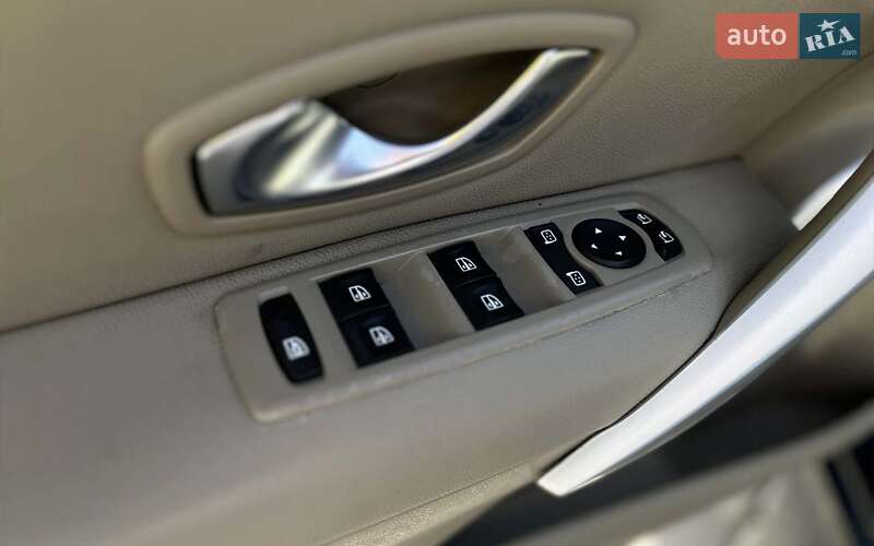 Седан Renault Fluence 2010 в Мукачево фото 10 Седан Renault Fluence 2010 в Мукачево