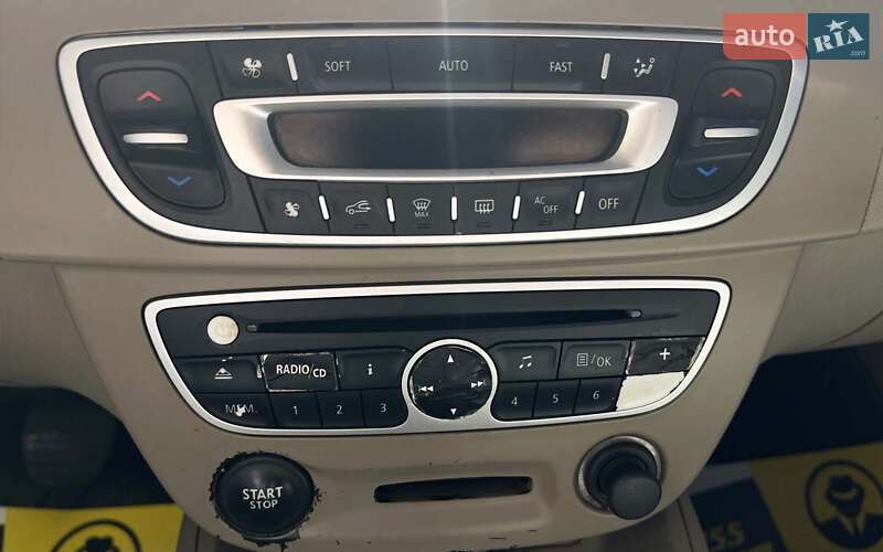 Седан Renault Fluence 2010 в Мукачево фото 19 Седан Renault Fluence 2010 в Мукачево