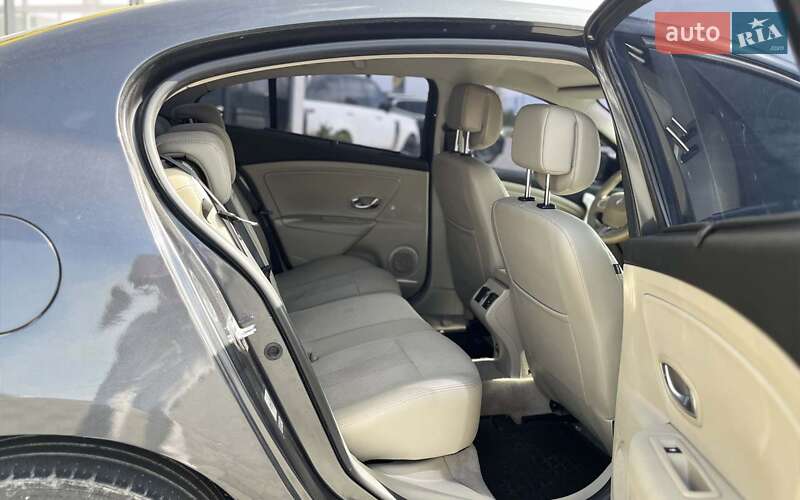 Седан Renault Fluence 2010 в Мукачево фото 24 Седан Renault Fluence 2010 в Мукачево