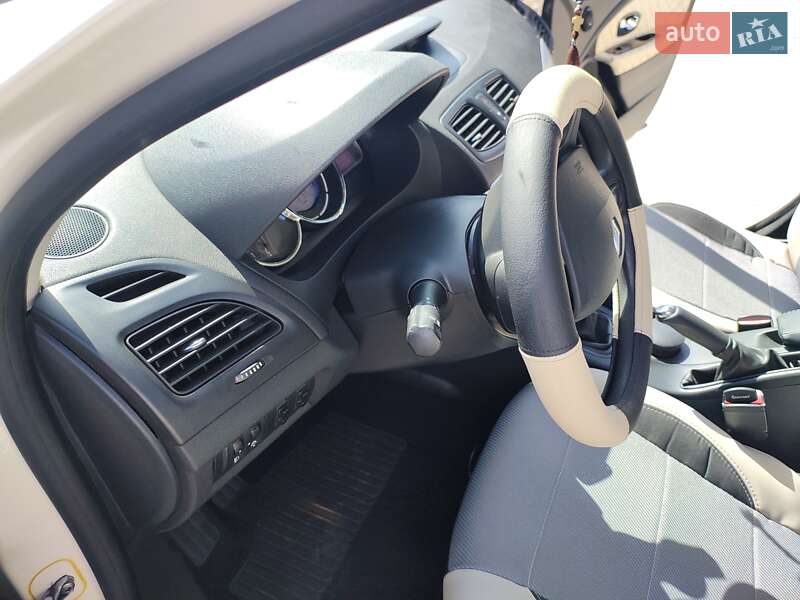Седан Renault Fluence 2013 в Бердичеві