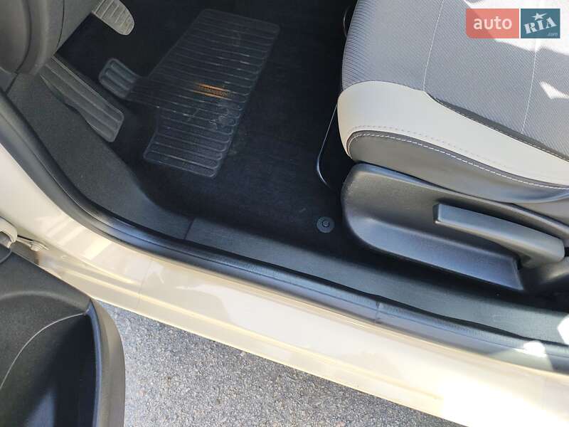 Седан Renault Fluence 2013 в Бердичеві