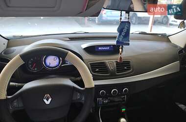 Седан Renault Fluence 2013 в 