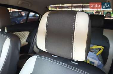 Седан Renault Fluence 2013 в 