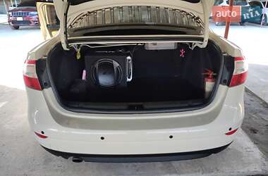 Седан Renault Fluence 2013 в 