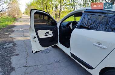 Седан Renault Fluence 2013 в 
