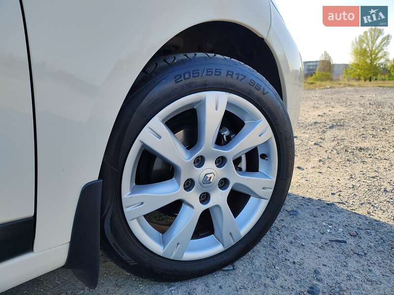 Седан Renault Fluence 2013 в Бердичеві