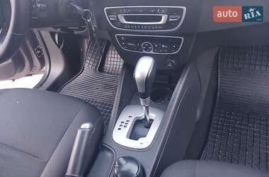 Седан Renault Fluence 2011 в 