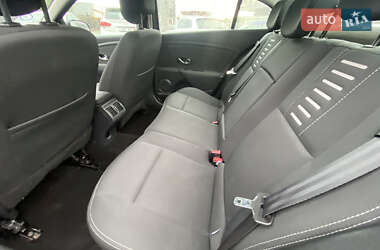 Седан Renault Fluence 2012 в 