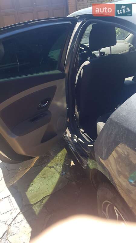 Седан Renault Fluence 2012 в Харькове фото 10 Седан Renault Fluence 2012 в Харькове