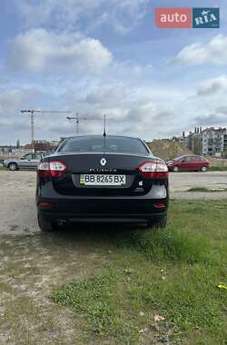 Седан Renault Fluence 2010 в 