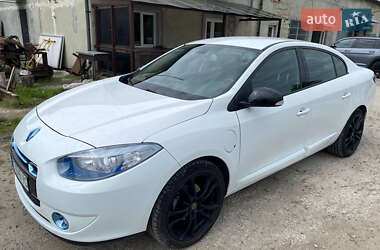 Седан Renault Fluence 2012 в Львове