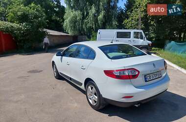 Седан Renault Fluence 2015 в 